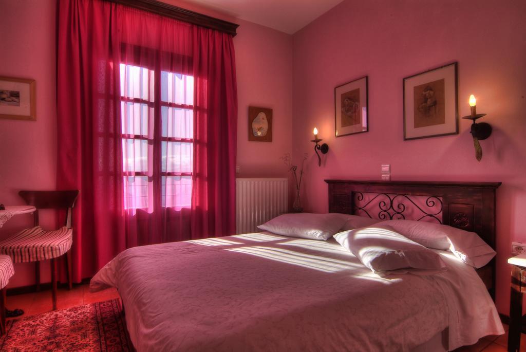 Hotel Nefeles Arachova Esterno foto