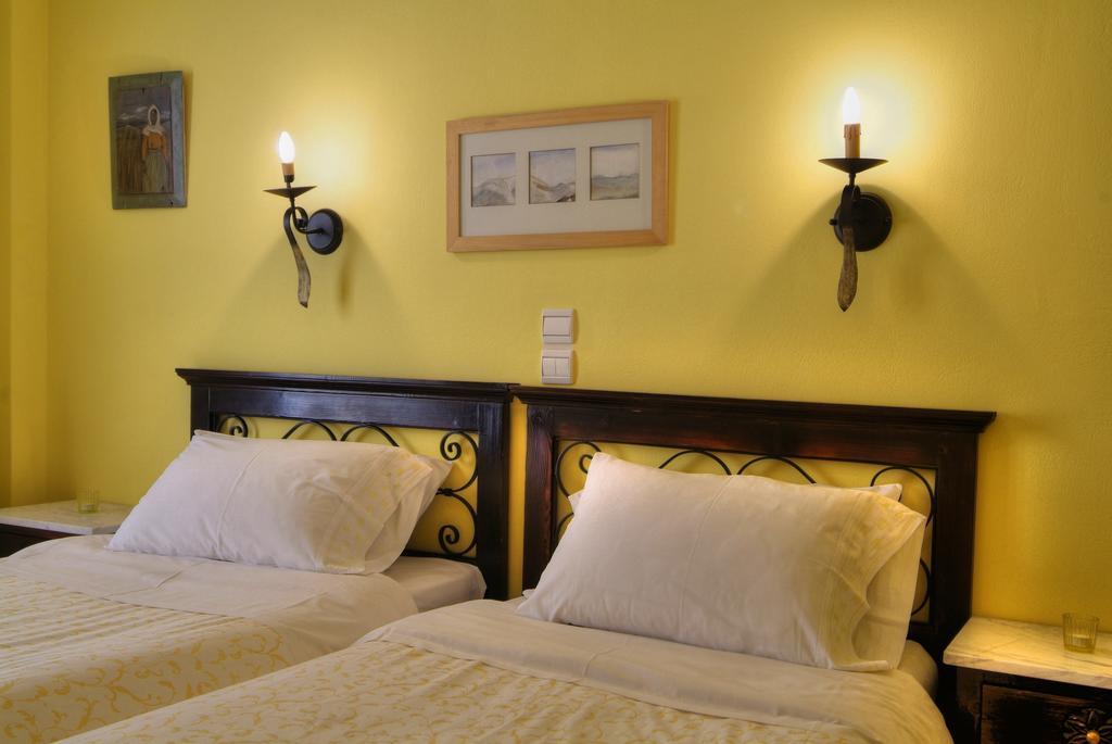 Hotel Nefeles Arachova Esterno foto