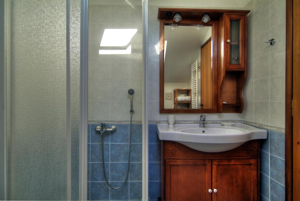 Hotel Nefeles Arachova Esterno foto